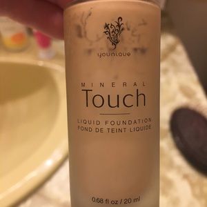 Both color velour it was too dark for me!